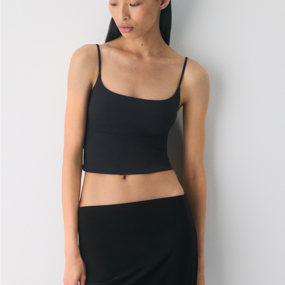 Aritzia Original Contour Presence Waist Cami